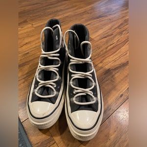 Converse High Tops! Women’s Size 8.